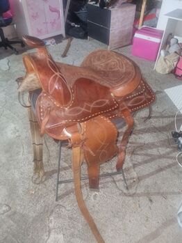 Westernsattel (für schmale Pferde / Araber), Texas, Kathrin , Westernsattel, Essen