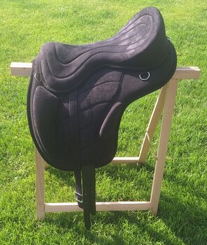 WILD RACE Freemax Sattel baumlos 17,5 Zoll