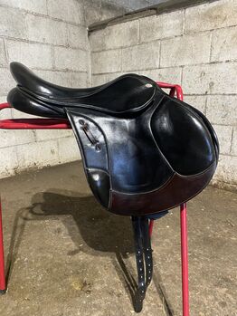 Winners Circle Monoflap Jump Saddle Winners Circle Monoflap Jump