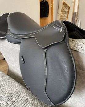 Wintec 500 jump new, Wintec 500, Maya, Jumping Saddle, Aachen