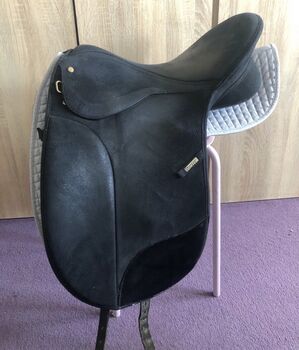 Wintec Bates Australia Pro Dressur Sattel 17“ mit Kavalkade Satteldecke, Wintec Bates Australia Pro Dressur , Carina Bernhardt, Dressage Saddle, Solingen 