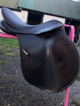 WINTEC brown synthetic  GP Saddle 16.5 inch, Wintec, Nicola , Vielseitigkeitssattel (VS), Rayleigh