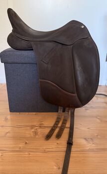 Wintec Isabell Werth Dressursattel / braun / 17,5 Zoll Wintec  Isabell Werth 