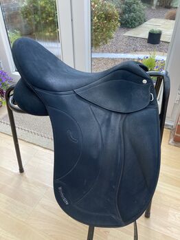 Wintec Lite D’Lux dressage saddle 17.5, Wintec  Lite D’Lux, Karen sansom, Dressage Saddle, Ashby-de-la-zouch