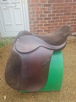 Working Hunter Show saddle 17inch wide, TJ, Milly M, Vielseitigkeitssattel (VS), Wakefield 