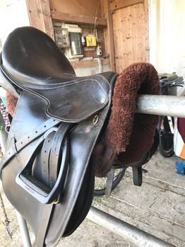 Sattel 17", jacqueline, All Purpose Saddle, Buttisholz