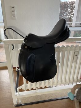 Sattel Prestige Vielseitigkeit Schwerpunkt Dressur, 17/33, Prestige  Sattel Prestige Vielseitigkeit Schwerpunkt Dressur, Chispa , All Purpose Saddle, Wachtberg 