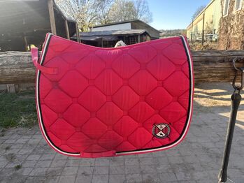 Schabracke und Fliegenhaube, Felix Bühler, Lara , Dressage Pads, Hungen