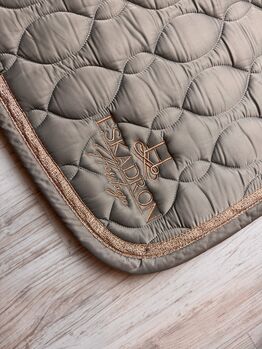 Schabracke Eskadron - Ivorygrey - WB Dressur Eskadron 