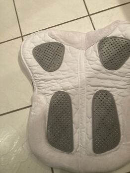 Sattelpad weiß wb, Ute Broemmel, Other Pads, Reken