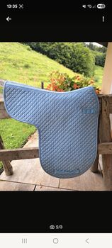 Satteldecke blau