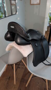 Zaldi San Jorge Dressursattel KW35 17,5 Zoll Barocksattel Zaldi San Jorge Plana 