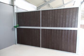 Pferdebox Trennwand geschlossen | Pferdeboxen Elemente, Rutjes Pferdeboxen und Zäune, Stabilne maty, Goor