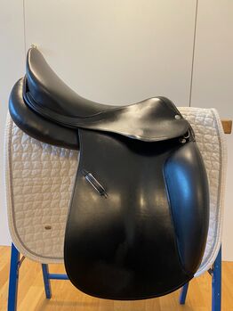 Neuwertiger Röösli Damensattel, Röösli Sattelbau - Schweiz Dressursattel Classic Rigi, Monte Rosa, Carmen Rampf, Dressage Saddle, Ladbergen