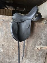 17.5” English leather dressage saddle SaintWestwell saddlery 