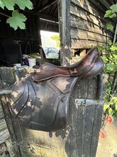 17.5” Fairfax Jump Saddle Fairfax