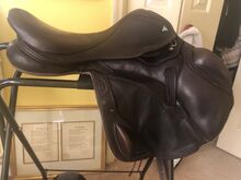 17”M Bliss Paramour Monoflap Jump saddle Bliss of London Paramour