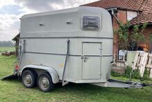 Horse Trailers 