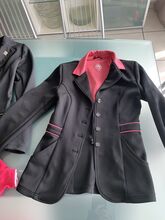 2 Dressurjacken