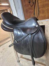 Brauner CWD Sattel CWD SE02