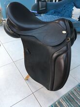 Brown GP/showing/WH saddle. Saddlers bench company