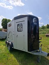 Pferdeanhänger Cheval Liberte Touring Country SK Cheval Liberte  Touring Country mit Sattelkammer 
