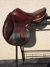 Jumping Saddle CWD Mademoiselle 17' CWD Mademoiselle 2GS SE31