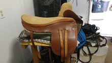 Side saddle sidesaddle