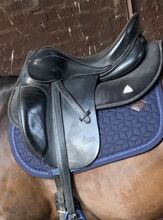 Dressursattel Lucky Dressage 16 Zoll Prestige Lucky Dressage