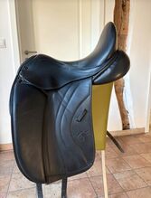 Dressursattel Sankey von AJ, 17,5 Zoll Anke Just Sankey