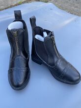 Children’s Jodphur boots Size 28/10 Shires 