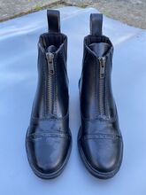 Children’s Jodphur boots size 31/12 Shires