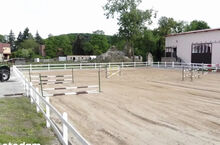 Free places for the trending stable , good price Dyplimata dressage stable