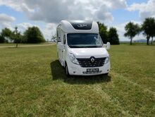 Pferdetransporter Renault Master Automatik Nur 35.300KM 170 PS Viehtransporter Selbstfahrer Renault Master Renault Master STX