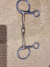 Hanging Cheek Snaffle Bit Shires Hanging Cheek