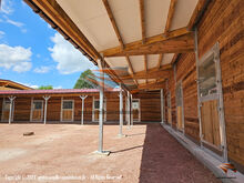 Pferdebox - TOP Stallbau | Pferdestall bauen, Außenboxen, Pferdeunterstand, Weidehütte & Heuraufe AUSSENBOXEN PFERDESTALL - PFERDEBOXEN - STALLUNGEN