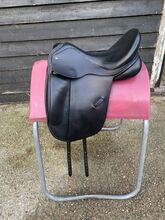Ideal dressage saddle Ideal