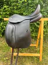 Ikonic Dressursattel Evolution pro 17.5 Zoll Ikonic  Evolution pro