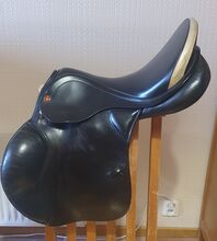 Jumping saddle Prestige venecia 17"/30 Prestige Venecia