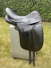 Kieffer Black Dressage Saddle Kieffer