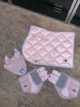 Komplettes Set- Schabracke, … Felix Bühler