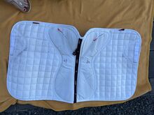 LeMieux - X-Grip Silikon Dressurschabracke Weiß LeMieux X-Grip Silikon Dressurschabracke Weiß
