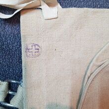 Neuer Futterbeutel ideal für Wanderreiter Schweizer Militär?