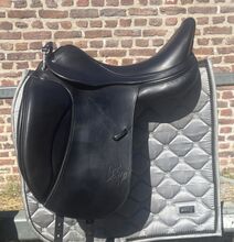 NEUWERTIG ‼️ Prestige X Helen Dressursattel 17/34 mit Klettpauschen Prestige X-Helen