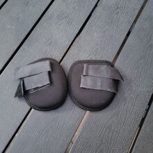 Ohrenwärmer für die Reitkappe