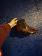 Ox Blood show boots size 6 Regent