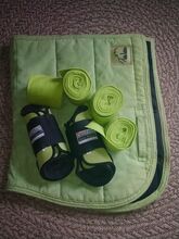 Schabracke mit Bandagen und Gamaschen Felix Bühler 