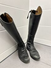 Schwarze Lederreitstiefel