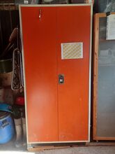 Sattelschrank