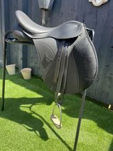 Shires Optimus 17.5” Black changeable gullet Shires  Optimus
